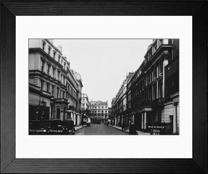Framed Print : Devonshire Terrace, London W2 Framed Print : Devonshire Terrace, London W2