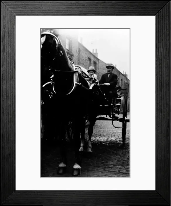 Framed Print : Family with horses, Huntsworth Mews, Marylebone, London Framed Print : Family with horses, Huntsworth Mews, Marylebone, London