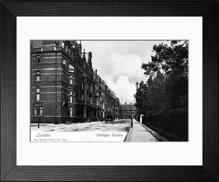 Framed Print : Cadogan Square, Knightsbridge, London Framed Print : Cadogan Square, Knightsbridge, London
