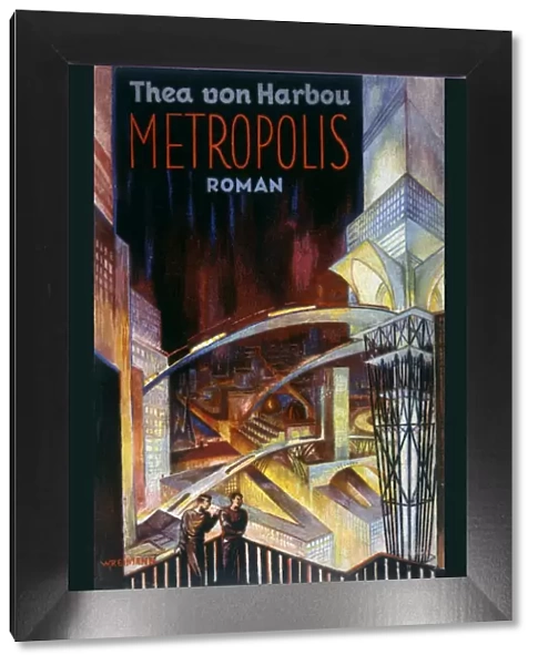 Front cover of the novel Metropolis by Thea von Harbou