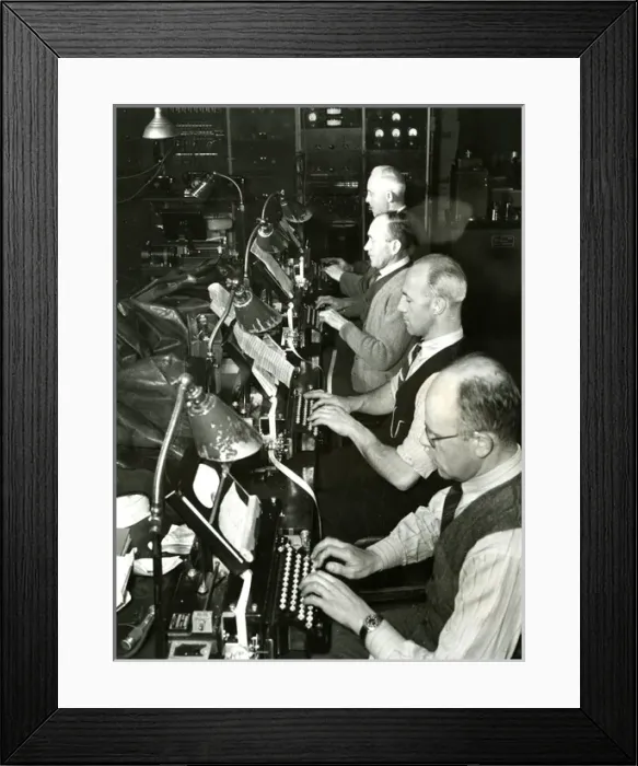 Framed Print : Dail Mail / Typing Story Framed Print : Dail Mail / Typing Story