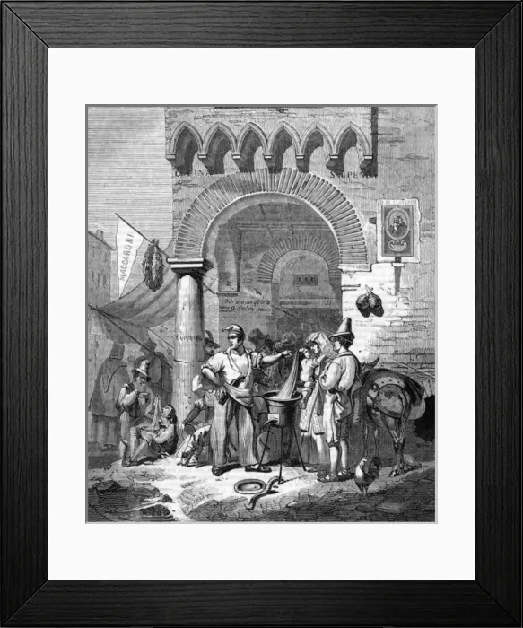 Framed Print : Macaroni, Napoli Framed Print : Macaroni, Napoli
