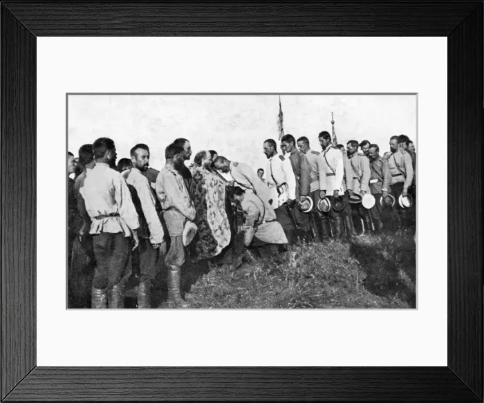 Framed Print : Kissing Ikons Pre-Battle Framed Print : Kissing Ikons Pre-Battle