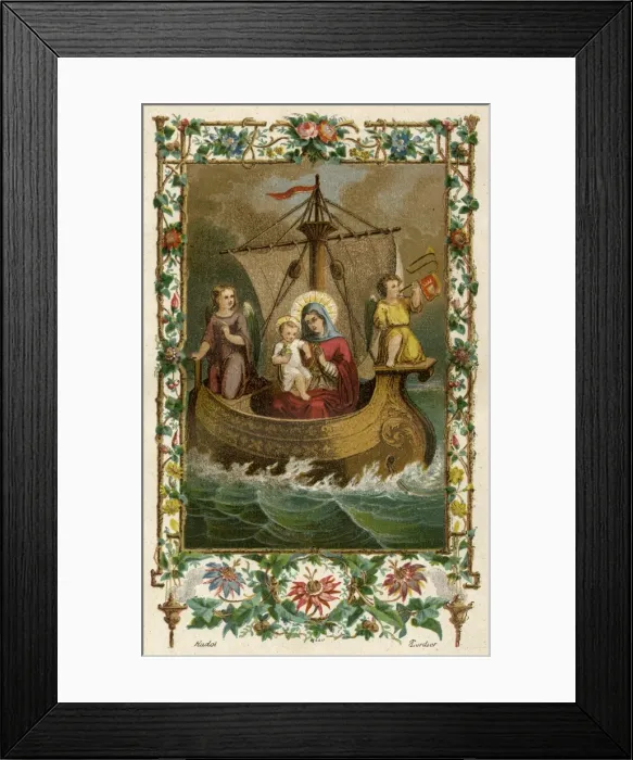 Framed Print : Statue Arrives in Boat Framed Print : Statue Arrives in Boat