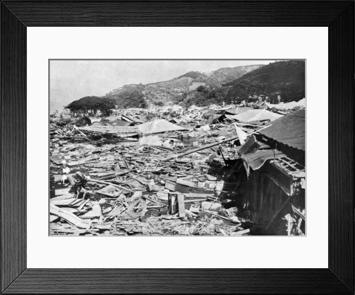 Framed Print : Tidal Wave at Ito Framed Print : Tidal Wave at Ito