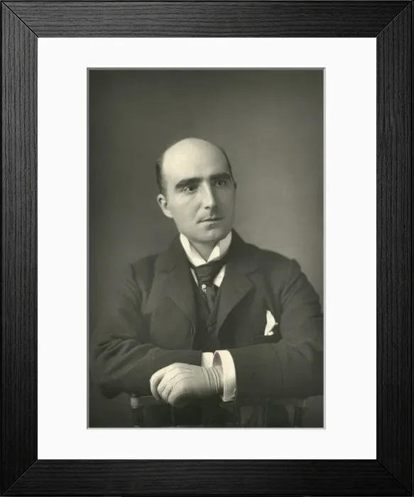 Framed Print : Pinero (Photo) Framed Print : Pinero (Photo)