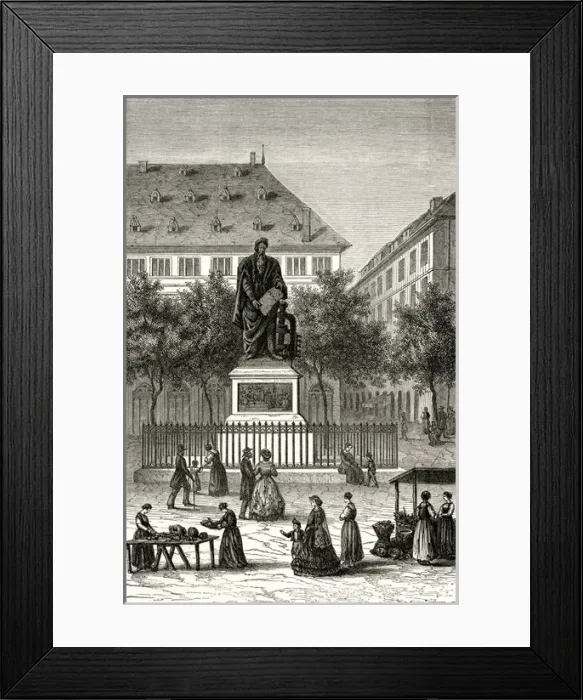 Framed Print : Johann Gutenberg / Statue Framed Print : Johann Gutenberg / Statue