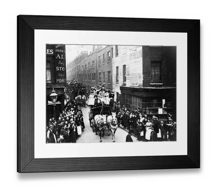 Framed Print : Bank Holdiay Excursion Framed Print : Bank Holdiay Excursion