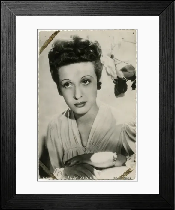 Framed Print : Gaby Sylvia Framed Print : Gaby Sylvia