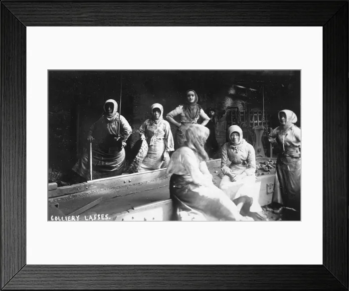 Framed Print : COLLIERY LASSES / 1890 S Framed Print : COLLIERY LASSES / 1890 S