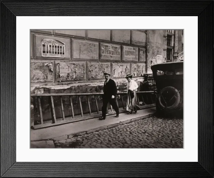 Framed Print : Lenin / Krupskaia / Street Framed Print : Lenin / Krupskaia / Street