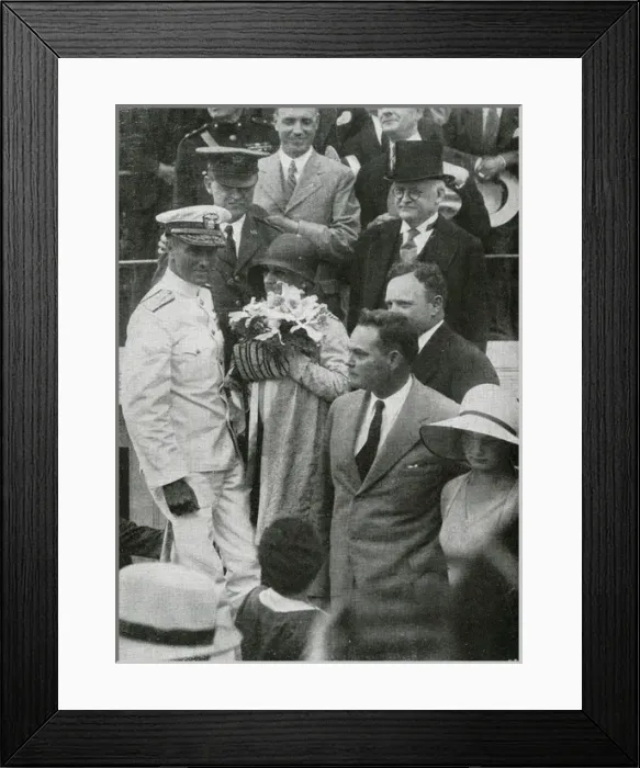Framed Print : Admiral Byrd / Ilz Framed Print : Admiral Byrd / Ilz
