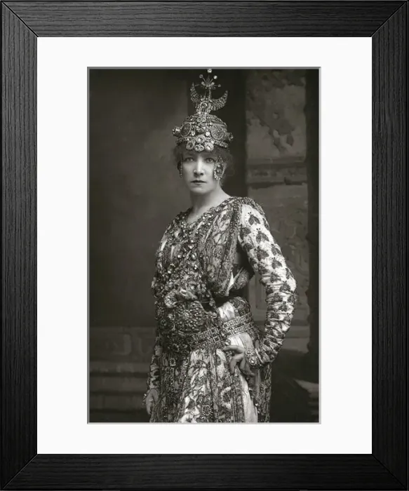Framed Print : Sarah Bernhardt Framed Print : Sarah Bernhardt
