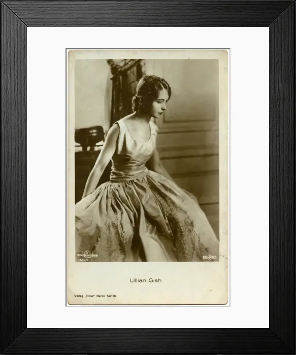 Framed Print : Lilian Gish Framed Print : Lilian Gish