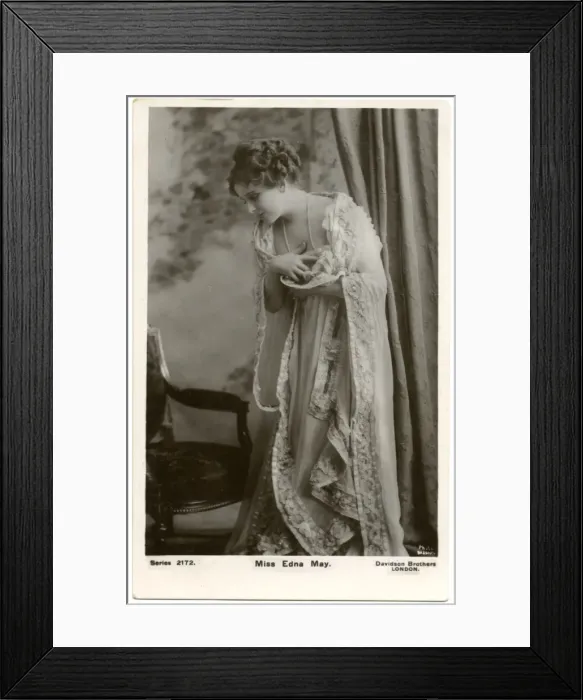 Framed Print : Edna May (1878-1948), Actress, in a subtly melodramatic pose Date: early 1900s Framed Print : Edna May (1878-1948), Actress, in a subtly melodramatic pose Date: early 1900s