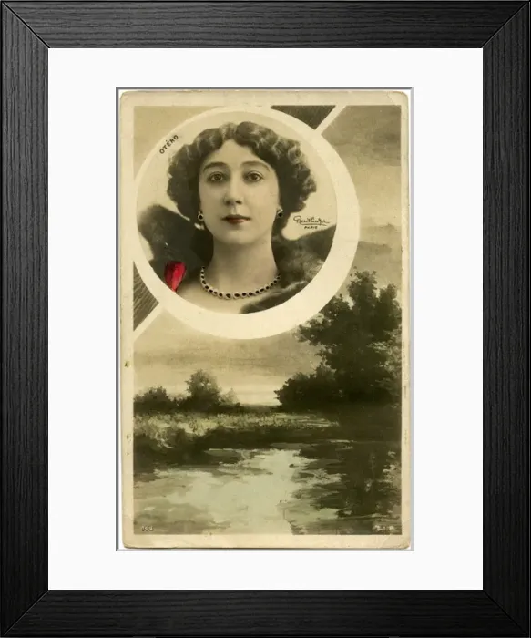 Framed Print : Carolina Otero Framed Print : Carolina Otero