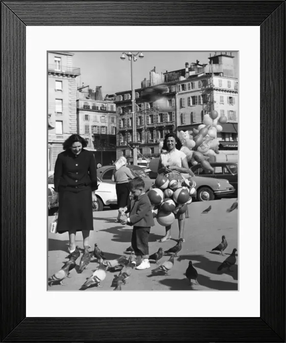 Framed Print : Feeding Pigeons 1950S Framed Print : Feeding Pigeons 1950S
