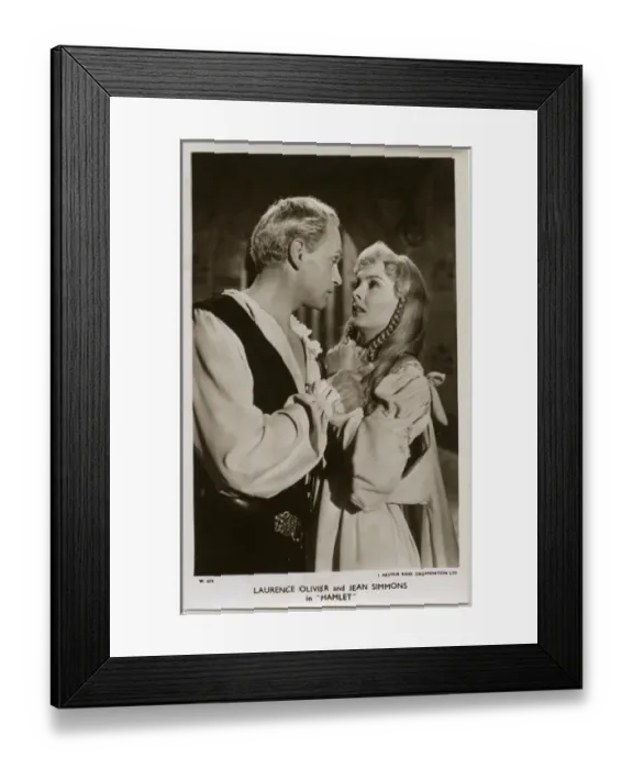 Framed Print : Laurence Olivier & Jean Simmons Framed Print : Laurence Olivier & Jean Simmons