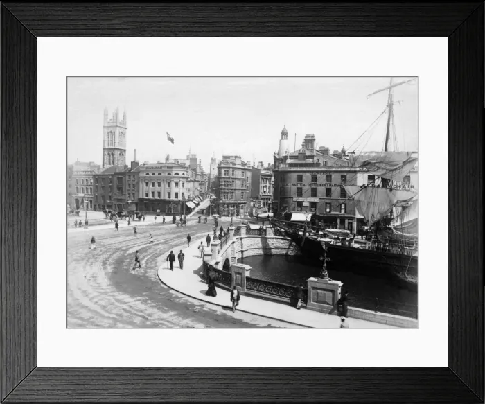 Framed Print : Bristol / Street / Sepia Framed Print : Bristol / Street / Sepia