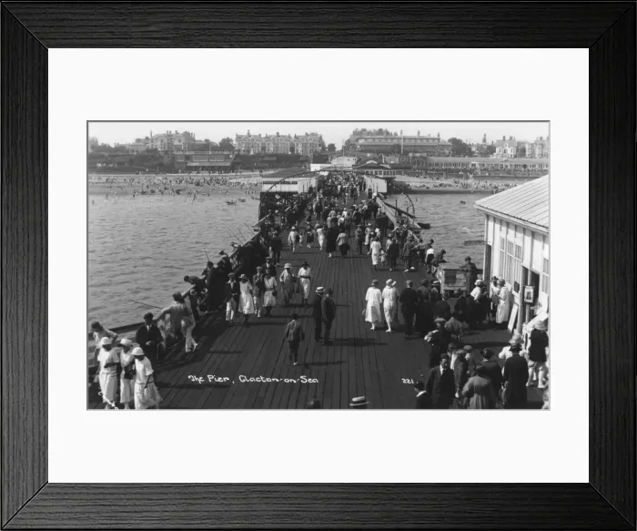 Framed Print : CLACTON-ON-SEA / 1920 Framed Print : CLACTON-ON-SEA / 1920