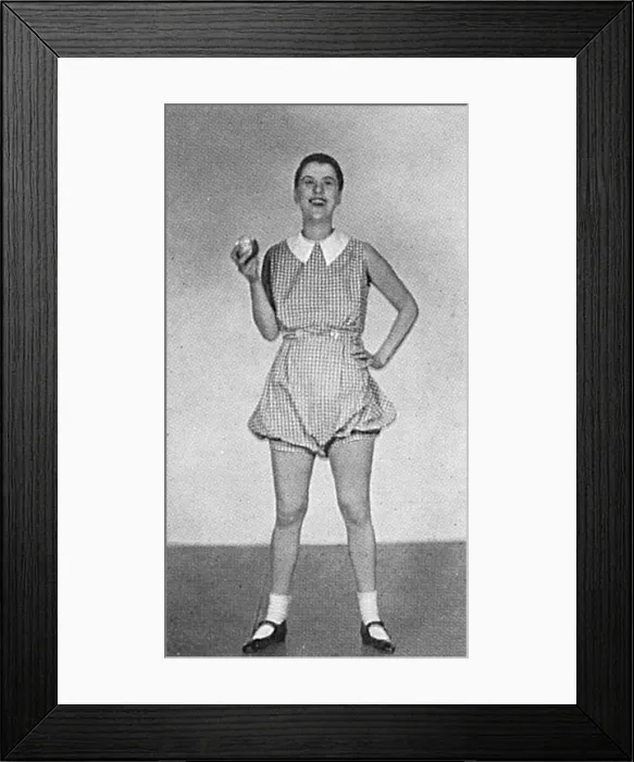 Framed Print : Beatrice Lillie / Cig Card Framed Print : Beatrice Lillie / Cig Card