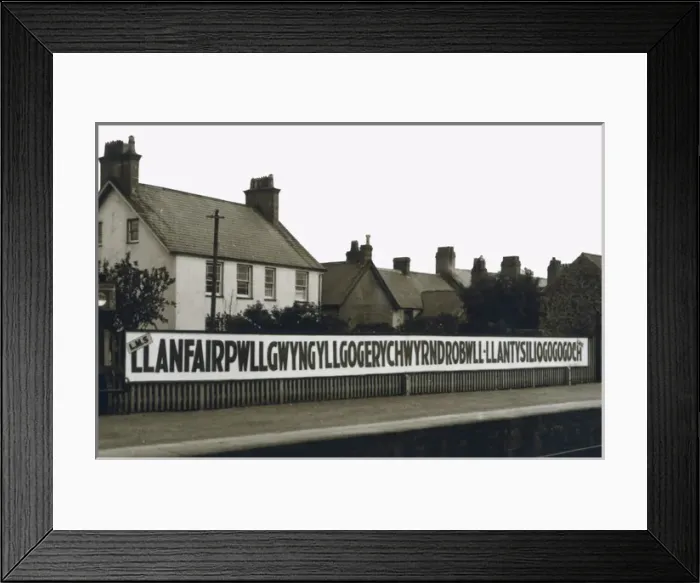 Framed Print : Llanfairpwllgwyngyllgoge Framed Print : Llanfairpwllgwyngyllgoge