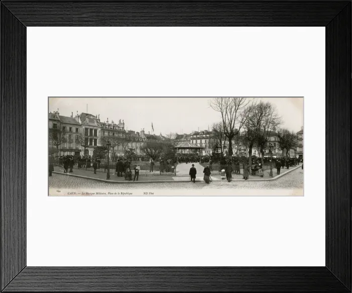 Framed Print : Bandstand in Caen, Normandy, Northern France Framed Print : Bandstand in Caen, Normandy, Northern France