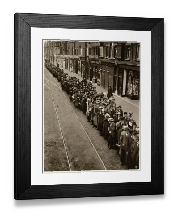 Framed Print : Rail Strike, queing for the tram-car 1919 Framed Print : Rail Strike, queing for the tram-car 1919
