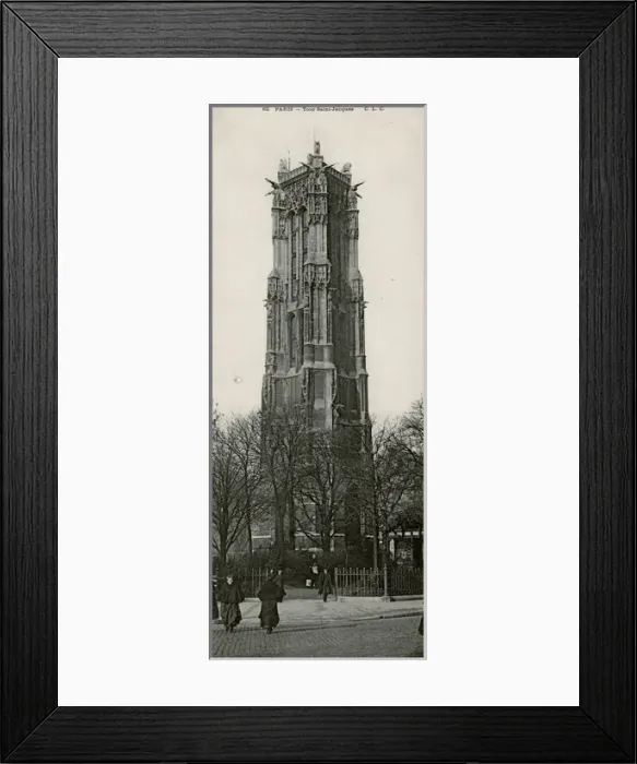 Framed Print : Paris / Tour St Jacques Framed Print : Paris / Tour St Jacques