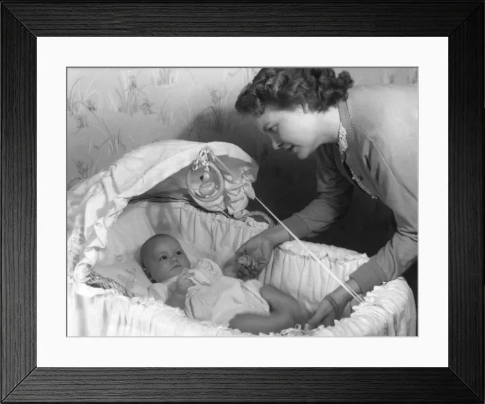 Framed Print : Baby in Moses Basket Framed Print : Baby in Moses Basket