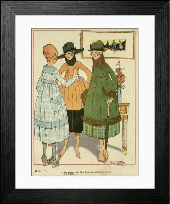 Framed Print : Three Frenchwomen in fashionable outfits, WW1 Framed Print : Three Frenchwomen in fashionable outfits, WW1