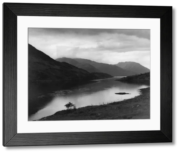 Framed Print : Scotland / Loch Leven Framed Print : Scotland / Loch Leven
