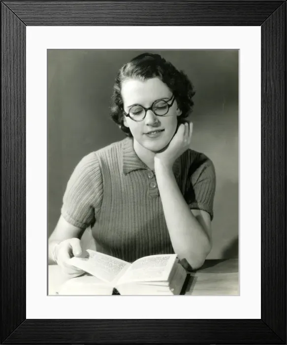 Framed Print : Women Reads Book Framed Print : Women Reads Book