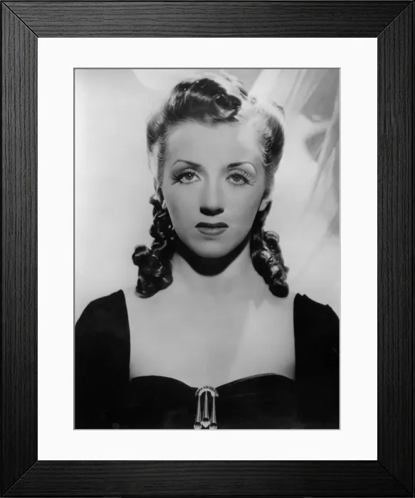 Framed Print : Late 1930S Hairdo Framed Print : Late 1930S Hairdo