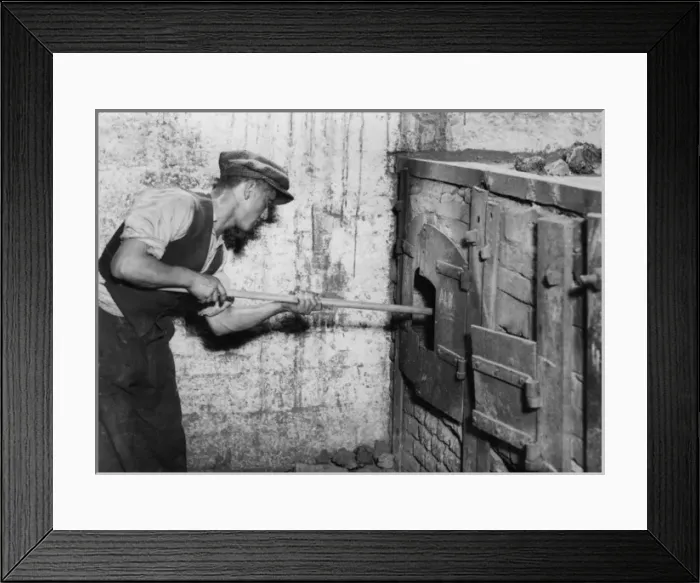 Framed Print : Traditional Bread Oven Framed Print : Traditional Bread Oven