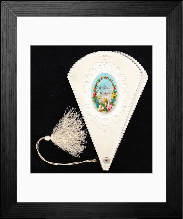 Framed Print : Christmas card in the form of a fan Framed Print : Christmas card in the form of a fan