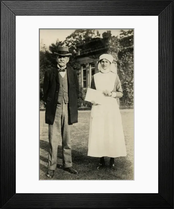 Framed Print : Presentation of Certificates to Kent / 178 Birchington VAD Framed Print : Presentation of Certificates to Kent / 178 Birchington VAD