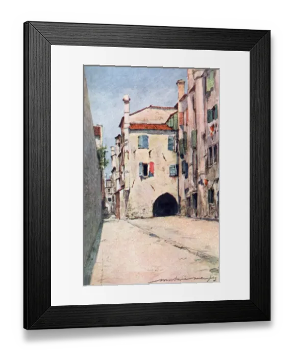 Framed Print : A sotto Portico - Venice, Italy Framed Print : A sotto Portico - Venice, Italy