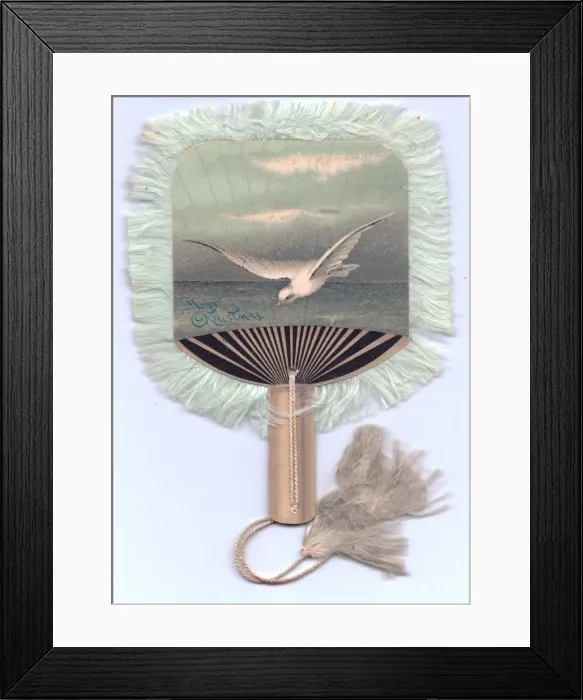 Framed Print : Christmas card in the form of a fan Framed Print : Christmas card in the form of a fan