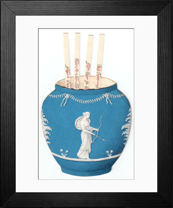 Framed Print : Handmade Christmas card in the shape of a vase Framed Print : Handmade Christmas card in the shape of a vase