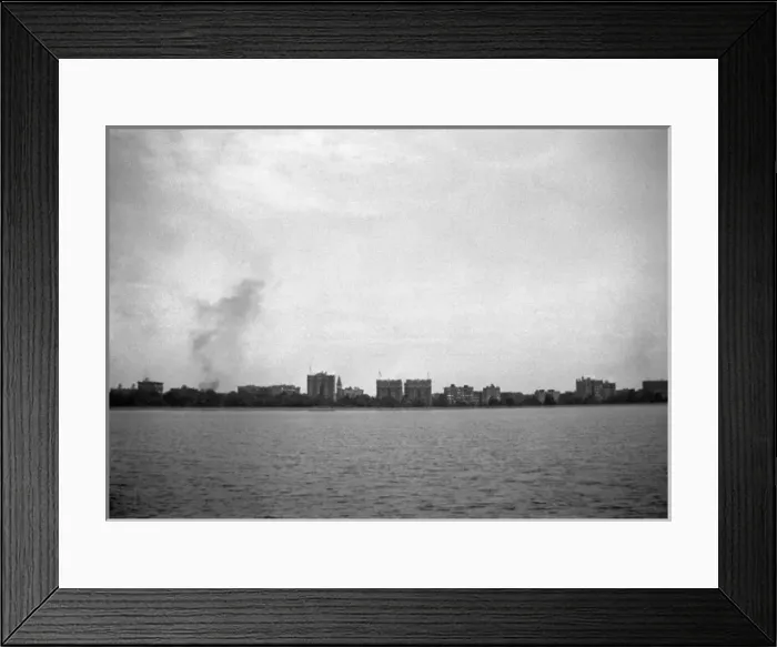 Framed Print : The Lake, North of Central Park, New York Framed Print : The Lake, North of Central Park, New York