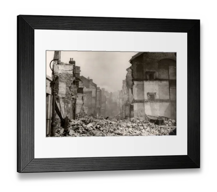 Framed Print : Portsmouth scene (exact city location unknown)