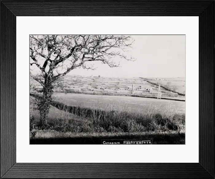 Framed Print : Devon, England - a country scene Framed Print : Devon, England - a country scene