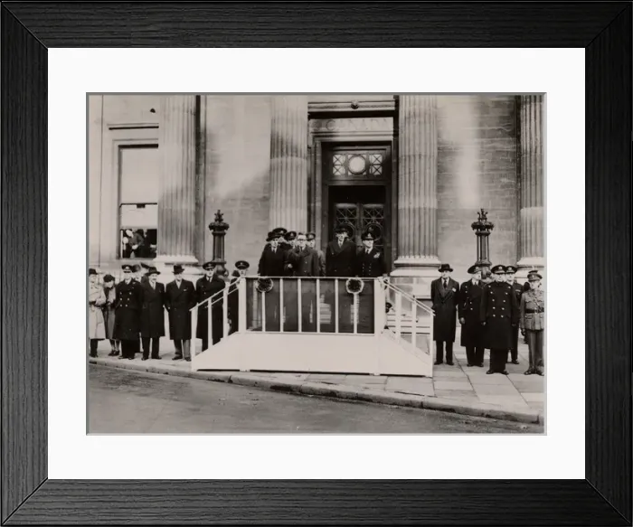 Framed Print : The welcome party Framed Print : The welcome party