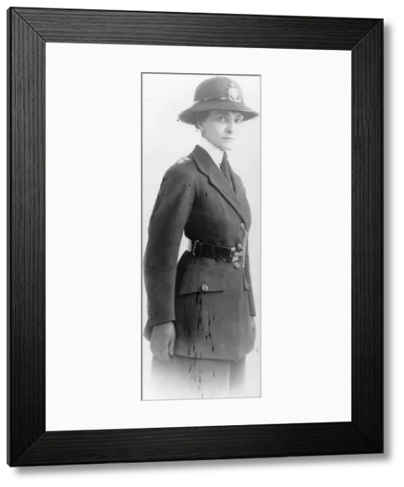 Framed Print : Superintendent Sophia Stanley, woman police officer Framed Print : Superintendent Sophia Stanley, woman police officer