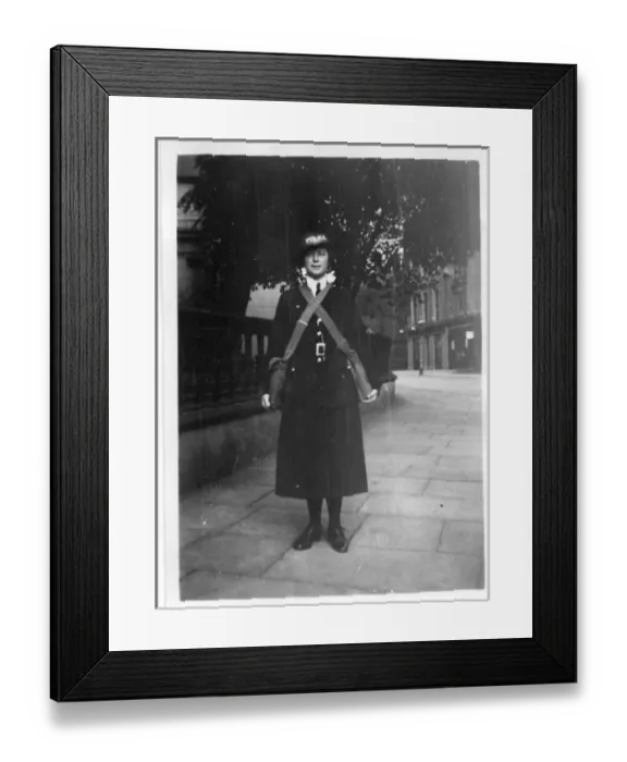 Framed Print : Woman police officer in London, WW2 Framed Print : Woman police officer in London, WW2