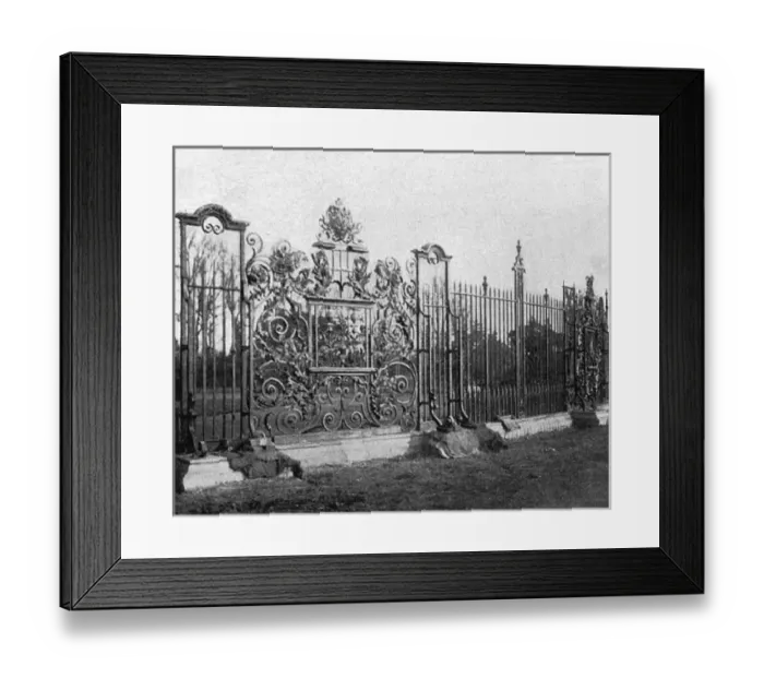 Framed Print : Ironwork railings at Hampton Court Framed Print : Ironwork railings at Hampton Court
