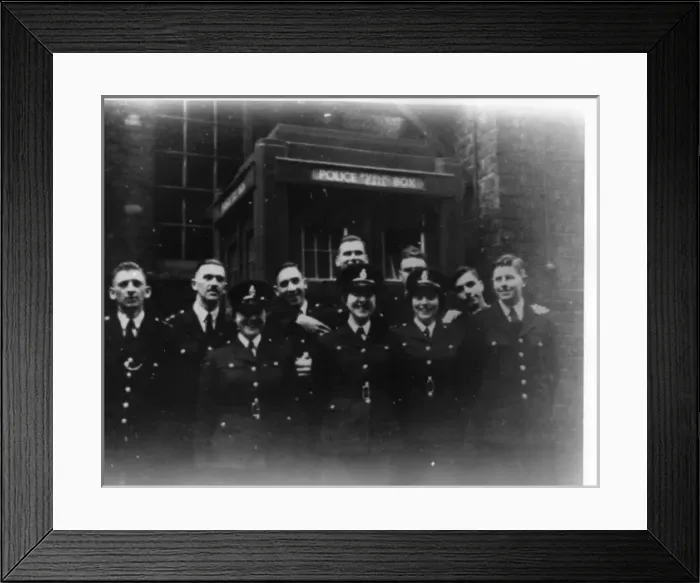 Framed Print : Police officers outside Peel House, London Framed Print : Police officers outside Peel House, London