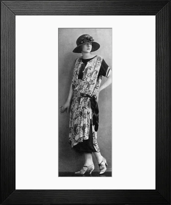 Framed Print : An Ascot frock from Ernest and Redfern, 1924