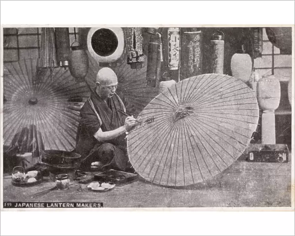 Japan - Paper worker - Making parasols and lanterns